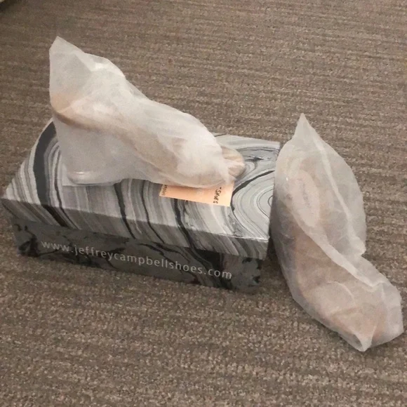 Jeffrey Campbell Twelve clear heel - Picture 7 of 10